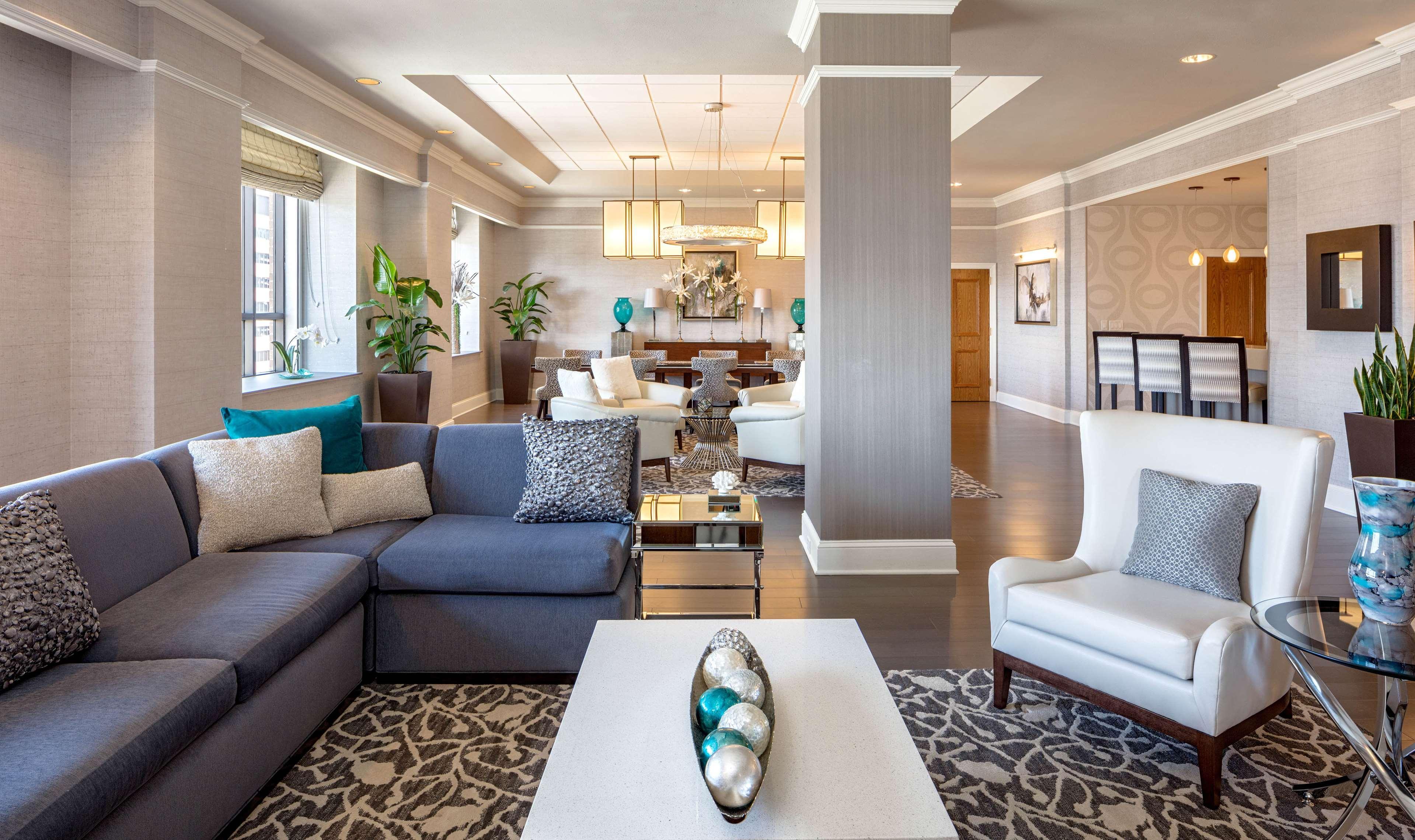 Hyatt Regency At The Arch Hotel 4*