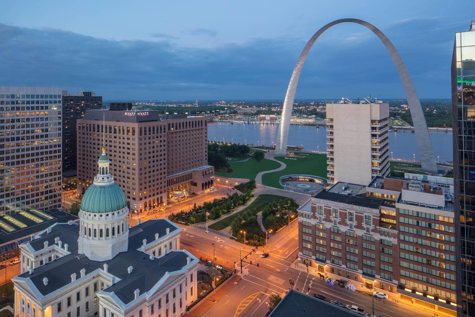 Hyatt Regency At The Arch Hotel 4*