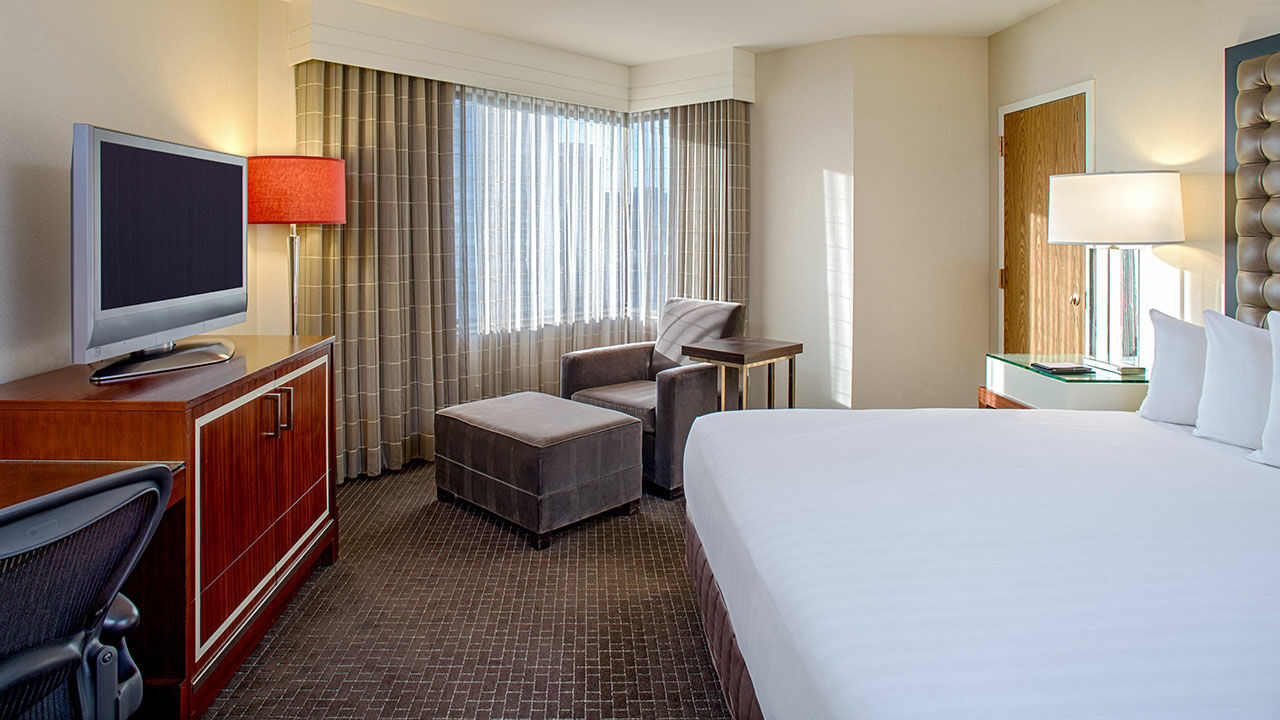 Hyatt Regency At The Arch Hotel