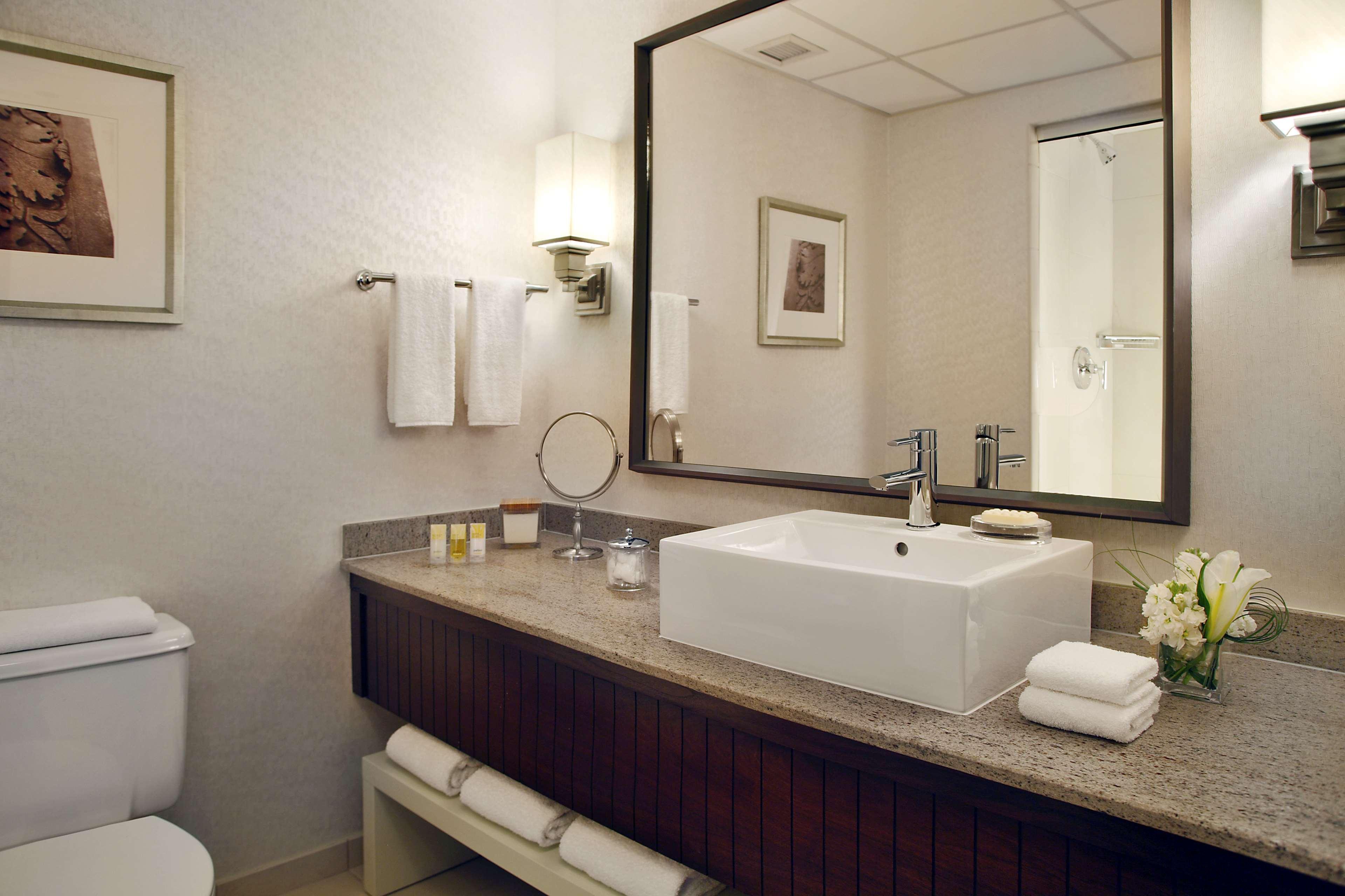 Hyatt Regency At The Arch Hotel 4*